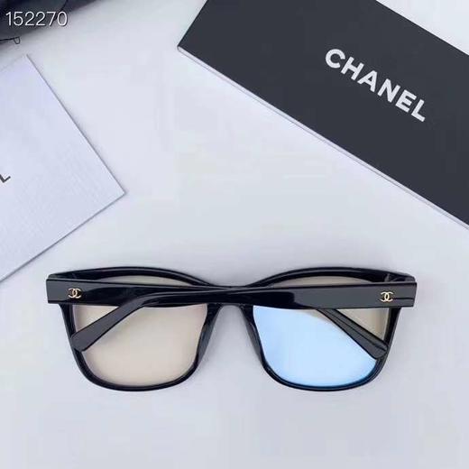 价值3000+ 原dan 素颜神器！小香新款纯黑色镜框 不挑脸型显脸小 轻便舒适 可配近视度数 镜片略带蓝光日常佩戴保护眼晴 近视女生闭眼入！预售 商品图3