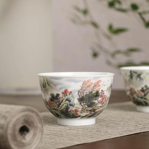 粉彩江亭揽胜杯 商品图4