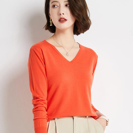 【两件装】2021秋冬新款洋气纯色长袖内搭打底针织衫纯色简约外穿V领毛衣女 商品图5