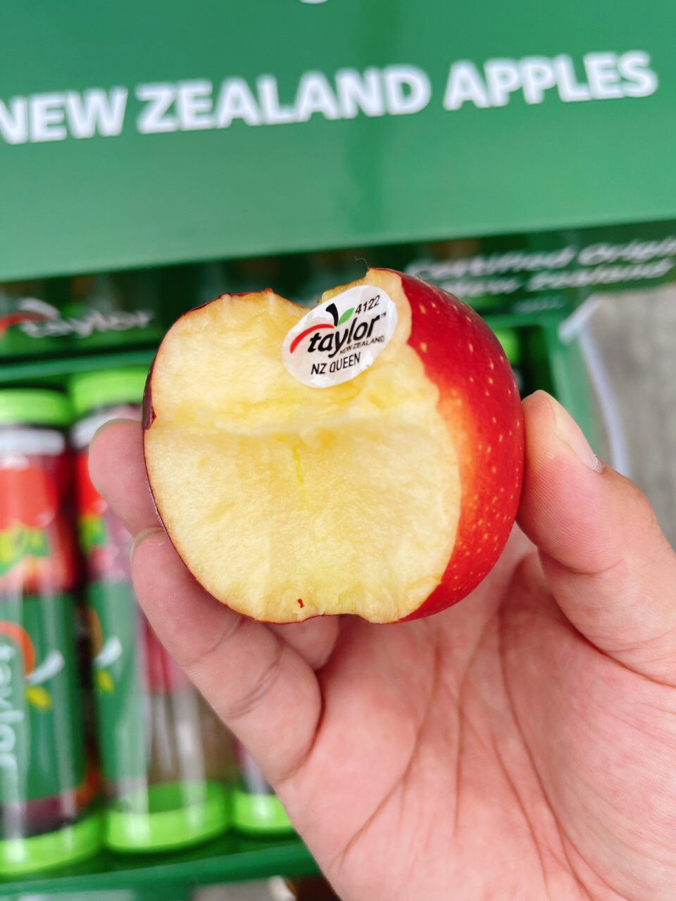 新西兰 泰勒玫瑰小苹果 火箭筒苹果【一件5筒】广西包邮,包装随机