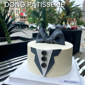 INS复古  男士 灰色领结· 奶油蛋糕