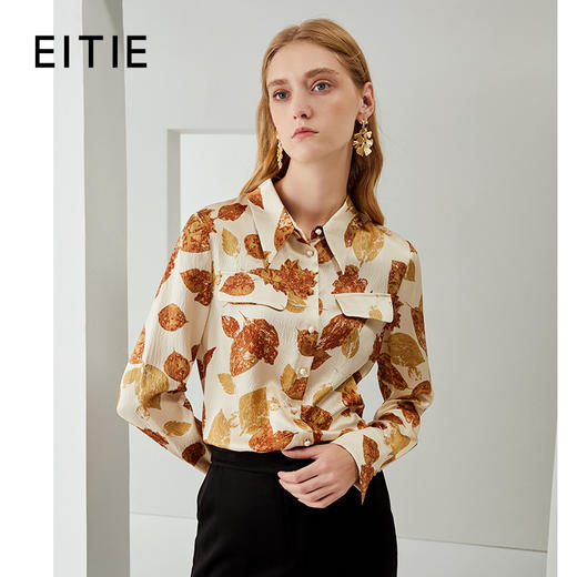 EITIE爱特爱秋季新款100%桑蚕丝女装宽松舒适枫叶印花衬衫上衣6709410 商品图2
