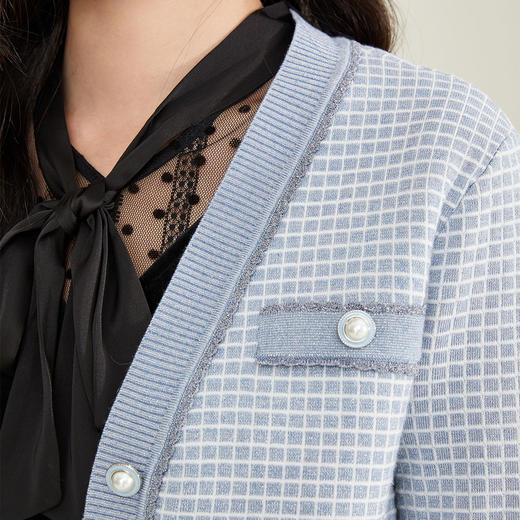 PRICH2021年冬季新款上衣时尚休闲ⅴ领针织开衫女PRKCB8904N 商品图3