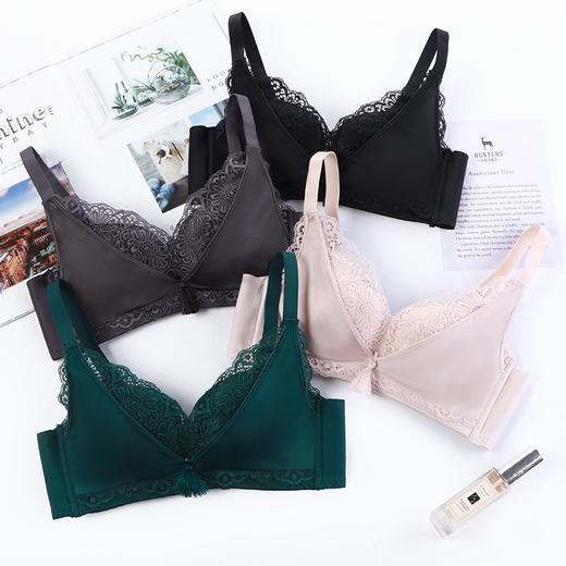 【服饰鞋包】无钢圈小胸聚拢调整薄款性感蕾丝胸罩 商品图2
