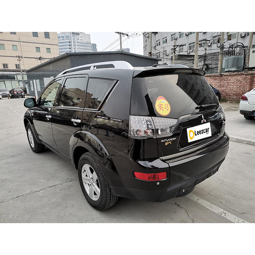 三菱 欧蓝德 2.4 时尚版【月租-北京】 商品图8