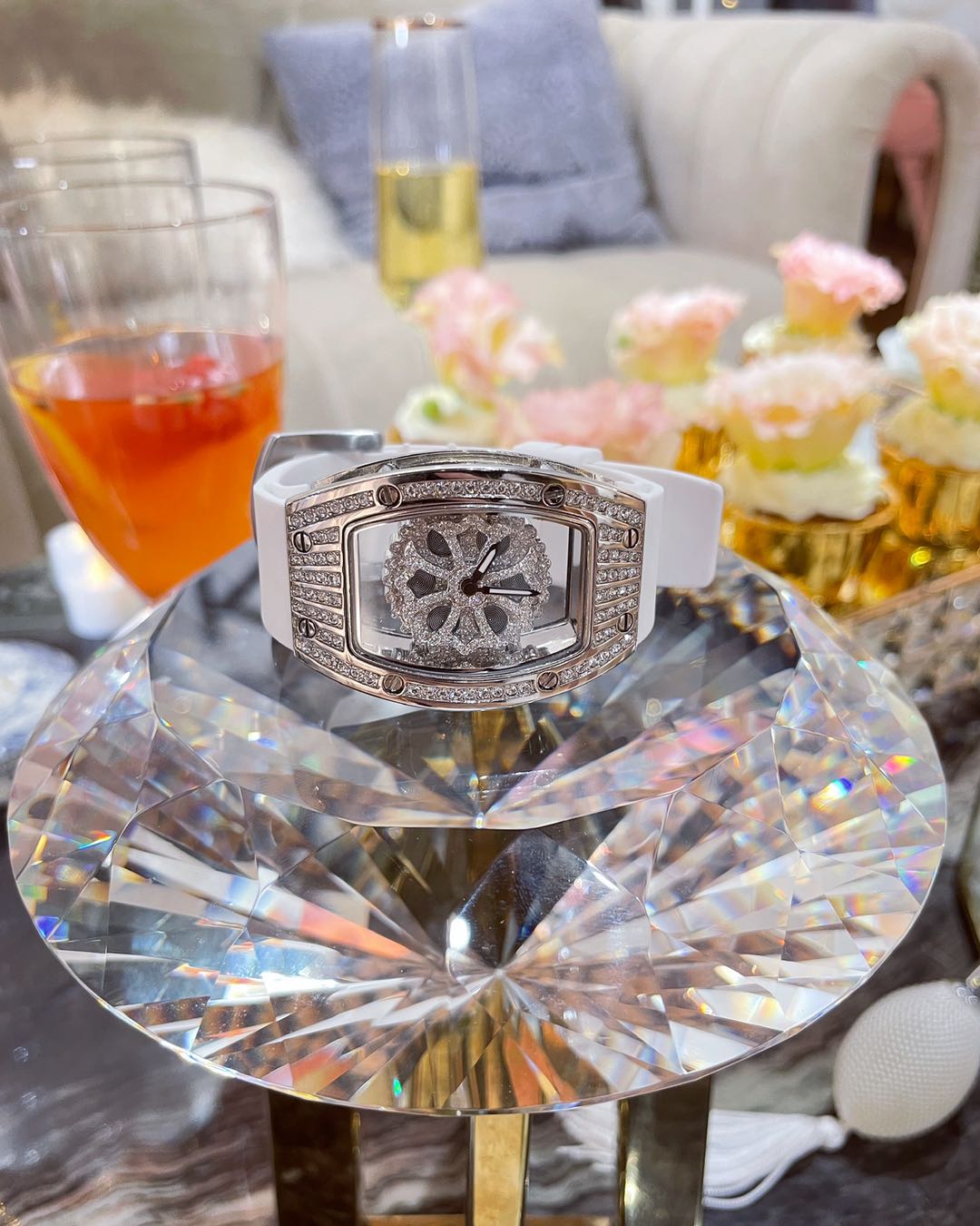 【veecans 施华洛世奇时来运转手表】水晶情侣石英表 赠送veec