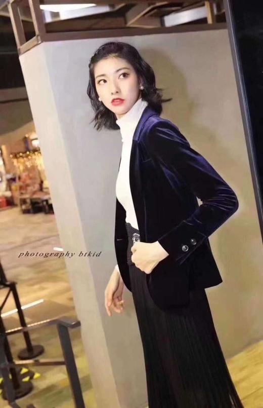 3楼阿玛施AMASS蓝色丝绒西装 商品图1