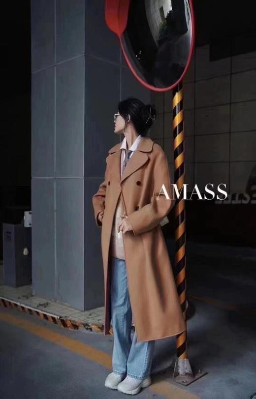3楼阿玛施AMASS超值驼色大衣 商品图1