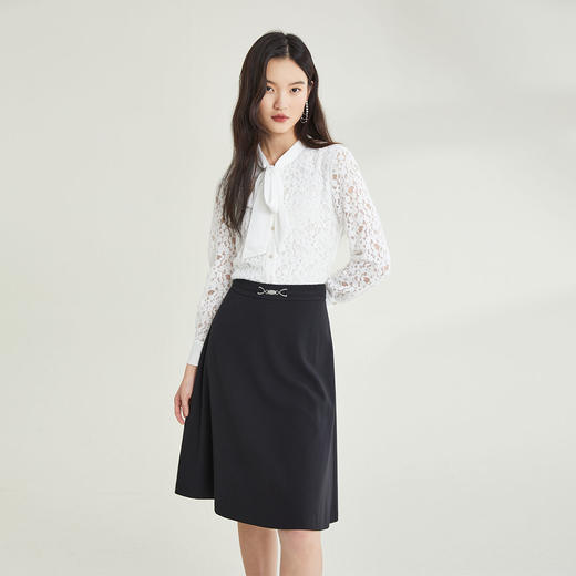 PRICH冬季新款上衣设计感蕾丝镂空系带领衬衫女PRBAB4909M 商品图2