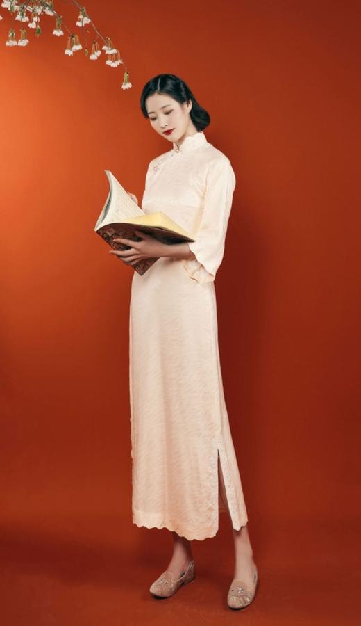 荷言HEYEN 流风回雪 平裁复古版+柳叶纹真丝混纺提花重绉面料 商品图0