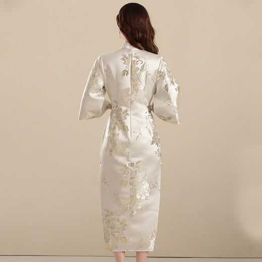 上海旗袍厂AYK-QF-210703提花杏底牡丹长款修身旗袍时尚改良七分袖连衣裙2021秋季国风女装 商品图4