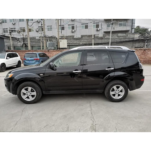 三菱 欧蓝德 2.4 时尚版【月租-北京】 商品图5