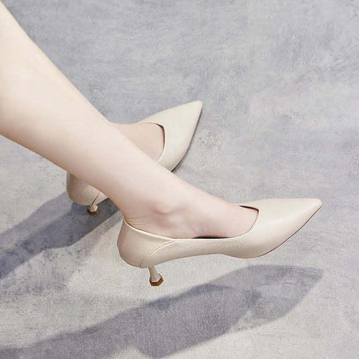 ZHR【褶纹帮面】新款通勤鞋女婚鞋子女皮鞋女高跟鞋女细跟女单鞋女鞋 商品图2