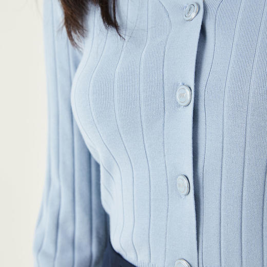 PRICH2021年新款外套气质修身ⅴ领休闲纯色针织开衫PRKCB7801N 商品图3