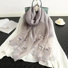 QM-YT00153A 秋季新款真丝丝巾桑蚕丝围巾 百搭刺绣蝴蝶真丝羊毛混围巾披肩女 商品图5