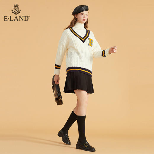 衣恋经典款撞色V领减龄学院风针织衫女EEKWB49Q2N 商品图1