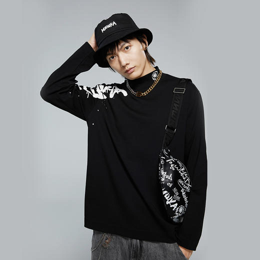 MISHKA印花高领长袖T恤M61000008M 商品图4