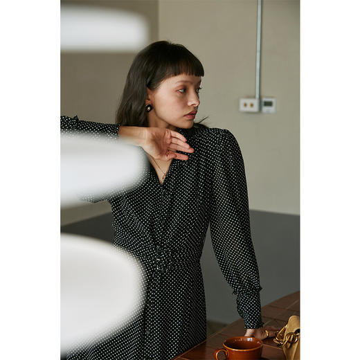 HeyDress复古轻盈感波点长袖连衣裙女春气质百搭设计感黑色裙子 商品图2