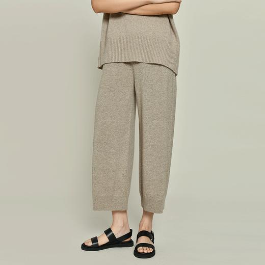 女士2021新款无染色纯羊绒纯色直筒九分裤 商品图3