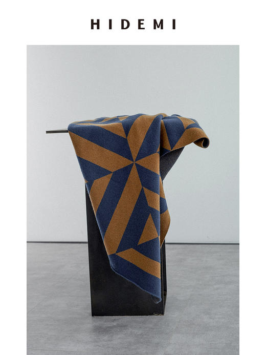 HIDEMI几何设计感印花披肩/毛毯 商品图5