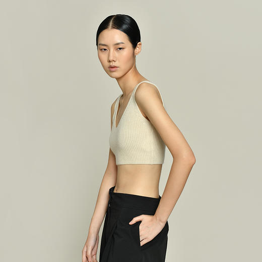 女士2021新款无染色纯羊绒秋纯色短款V领针织吊带背心 商品图1