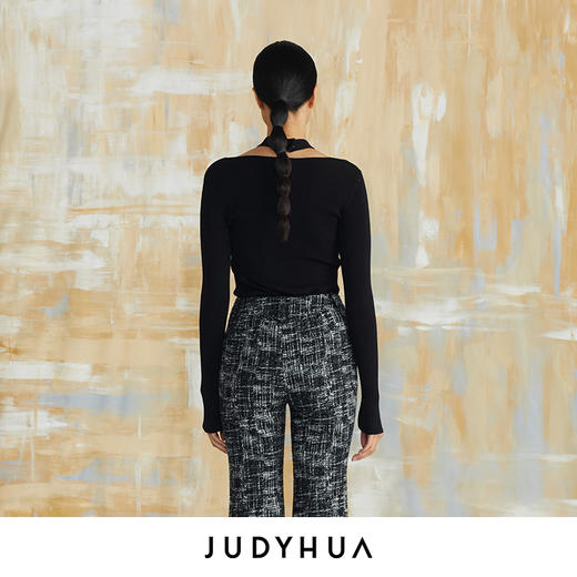 JUDYHUA 前领绞花设计针织上衣 JHB3M013 商品图6