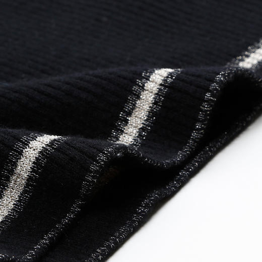 METTE羊绒世家21年女士100%山羊绒衫时尚V领修身显瘦打底针织毛衣 商品图4