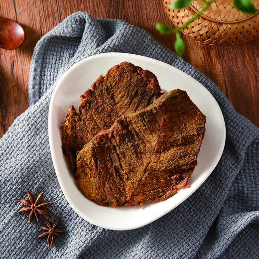 【休闲食品】唯新 60g原切牛肉干（酱香味）+60g原切牛肉干（五香味） 组合装 商品图2