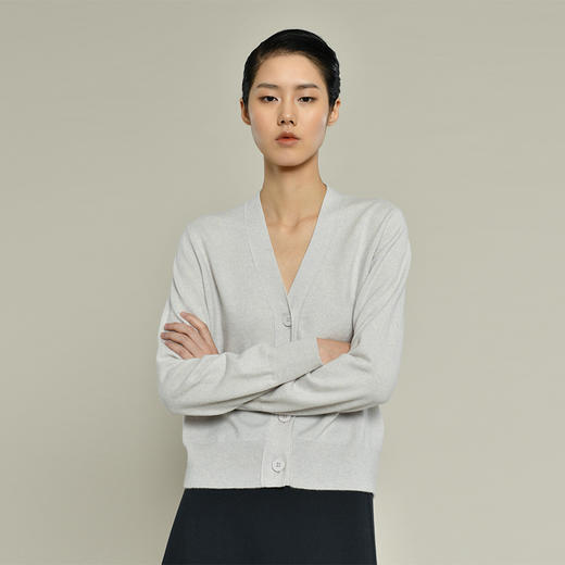 女士2021新款纯山羊绒V领开衫 商品图0