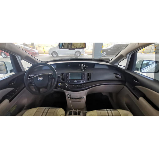 比亚迪 E6【月租-北京】 商品图4