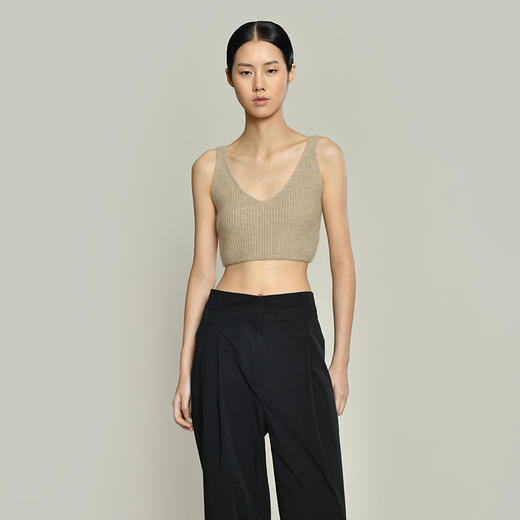 女士2021新款无染色纯羊绒秋纯色短款V领针织吊带背心 商品图2