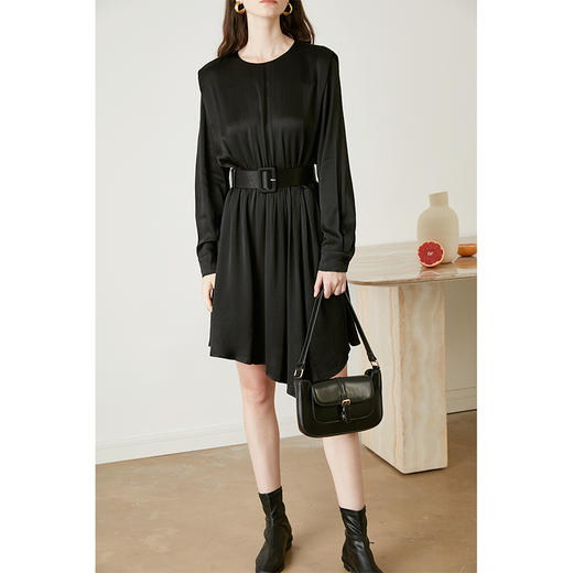 HeyDress法式缎面连衣裙女圆领设计不对称气质设计感收腰显瘦长裙 商品图1