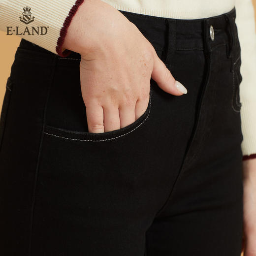 衣恋复古港风修身小脚牛仔裤EETJB49C5M 商品图3