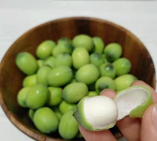 【新鲜西湖果莲 莲子】1.2斤礼盒装  产自杭州，鲜嫩多汁，滋味清新， 脆而不硬，带着丝丝的微甜。 商品图5