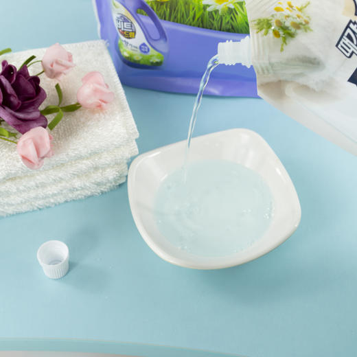 XDR 韩国碧特芳香洗衣液2.0L/袋 三种香型可选 商品图1