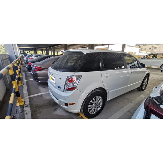 比亚迪 E6【月租-北京】 商品图9