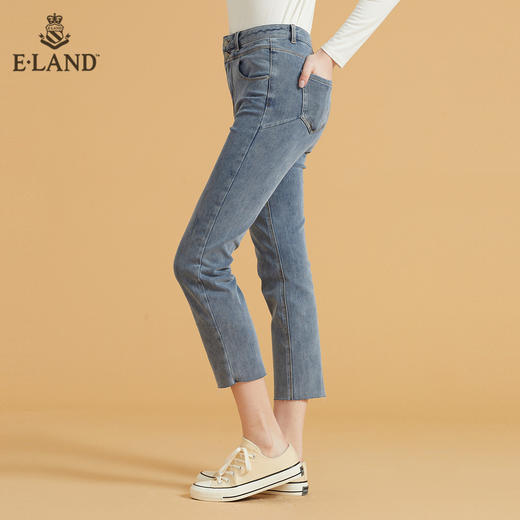 衣恋简约裤脚磨边修身牛仔裤EETJB49C2C 商品图1