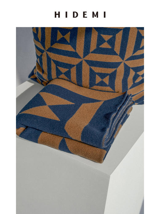 HIDEMI几何设计感印花披肩/毛毯 商品图7