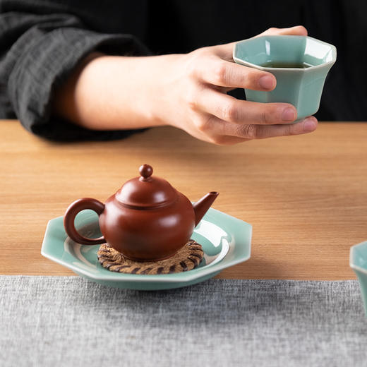 稀雀·茶事 | 龙泉粉青釉八角壶承套组 商品图4