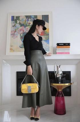 纯露节¥999送·日系精品·日本爆火复古长款皮裙·橄榄绿/杏白bjc