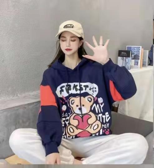 04882937小熊卫衣 商品图0