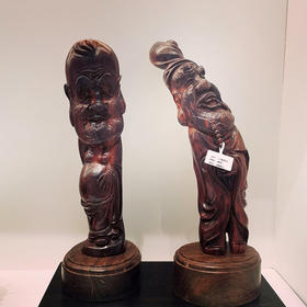 W°越黄人物摆件一对