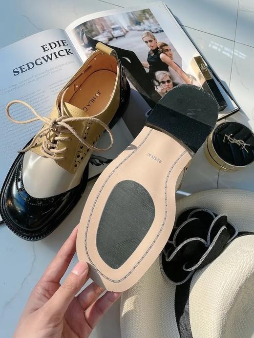 【断码特惠不退换】复古撞色英伦小皮鞋｜头层开边珠牛皮 不易褶皱 温润G级 耐穿且不爆皮 三种撞色拼接 抽象艺术感又惊艳 羊皮内里软绵舒-适 2cm鞋跟 就像运动鞋一样好走 商品图1