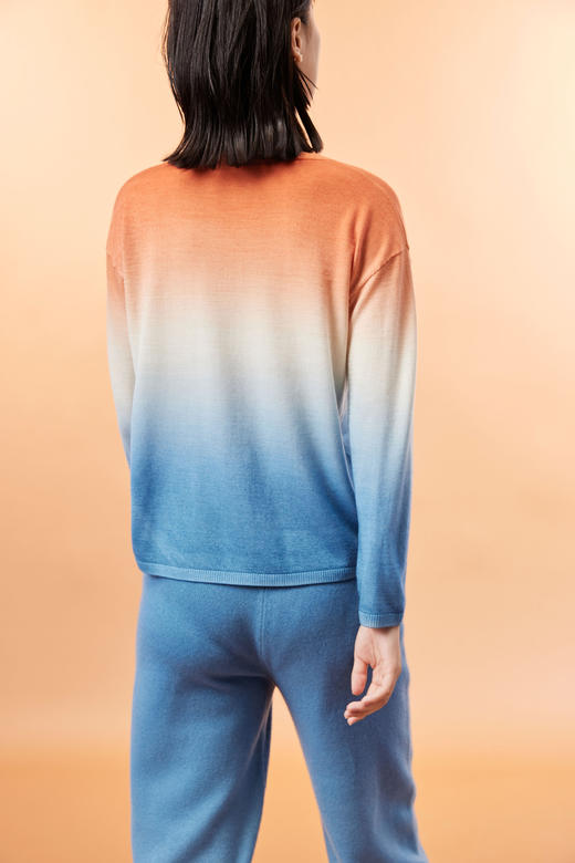 渐变色精纺羊绒圆领女套衫 SJF93W397N 商品图2