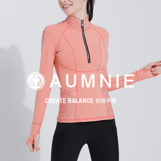 半拉链LOGO上衣 / HALF ZIP LOGO TOP 商品图4