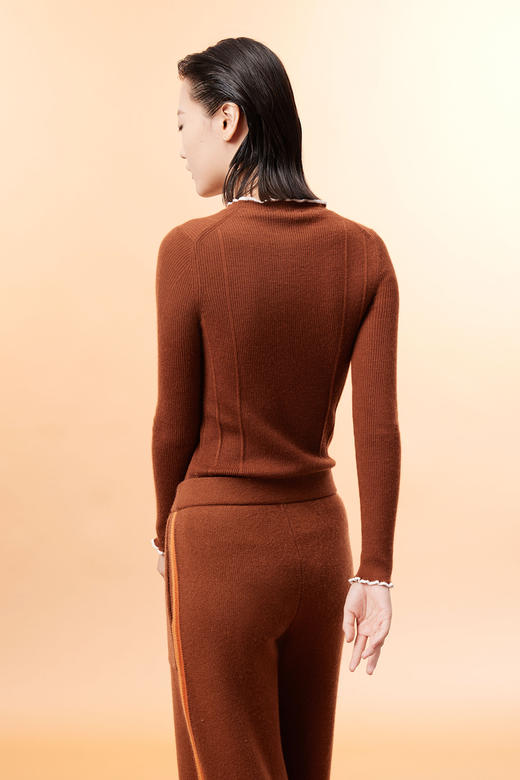  精纺羊绒圆领修身女套衫 SJF93W427N 商品图4