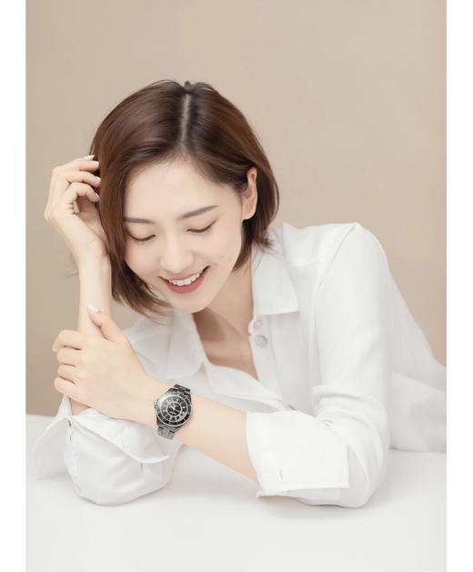 J12腕表传奇经久不衰~瑞士进口机芯 精密陶瓷配精钢表壳 经典男女同款 商品图9