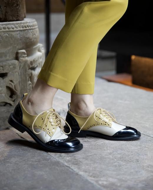 【断码特惠不退换】复古撞色英伦小皮鞋｜头层开边珠牛皮 不易褶皱 温润G级 耐穿且不爆皮 三种撞色拼接 抽象艺术感又惊艳 羊皮内里软绵舒-适 2cm鞋跟 就像运动鞋一样好走 商品图7