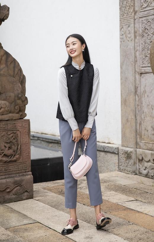 【断码特惠不退换】复古撞色英伦小皮鞋｜头层开边珠牛皮 不易褶皱 温润G级 耐穿且不爆皮 三种撞色拼接 抽象艺术感又惊艳 羊皮内里软绵舒-适 2cm鞋跟 就像运动鞋一样好走 商品图13