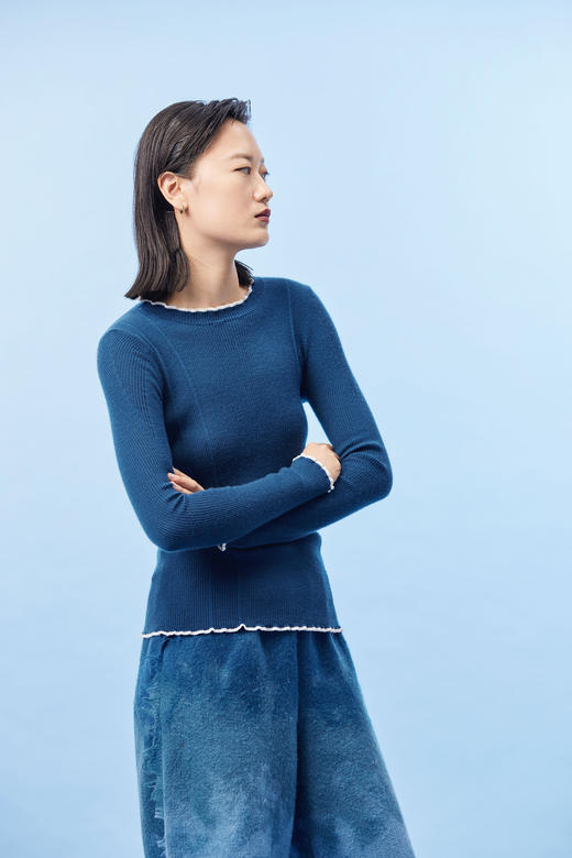  精纺羊绒圆领修身女套衫 SJF93W427N 商品图0